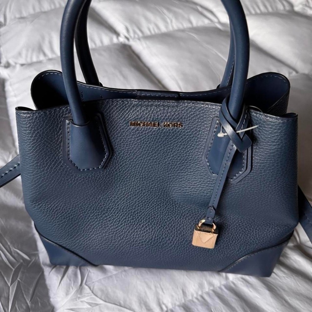 Michael Kors Mercer Gallery Small Faux Pebbled Leather Tote Bag
Deep navy blue